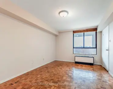 
            #B4-296 Mill Rd Markland Wood 3睡房3卫生间1车位, 出售价格629000.00加元                    