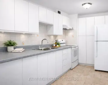 
            #Unit #1-19 Four Winds Dr York University Heights 2睡房2卫生间1车位, 出售价格489900.00加元                    