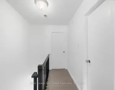 #85-6699 Falconer Dr Streetsville 3 beds 2 baths 1 garage 639900.00