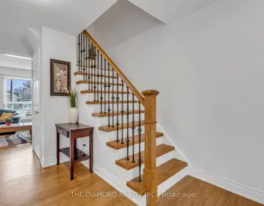 
            #16-725 Vermouth Ave Mississauga Valleys 3睡房2卫生间2车位, 出售价格749000.00加元                    