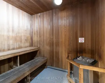 #1713-310 Burnhamthorpe Rd W City Centre 2睡房2卫生间2车位, 出售价格698900.00加元