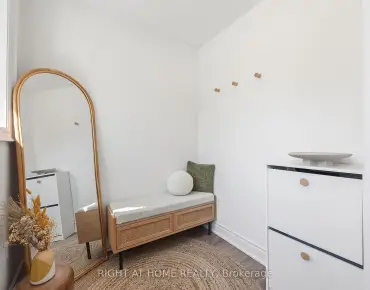 
            #21-10 Lunar Cres Streetsville 3睡房3卫生间2车位, 出售价格949000.00加元                    