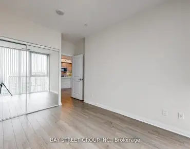 
            #2801-75 Eglinton Ave W Hurontario 3睡房2卫生间2车位, 出售价格999000.00加元                    