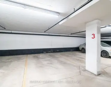 #PH06-15 Michael Power Pl Islington-City Centre West 1 beds 1 baths 2 garage 499900.00
