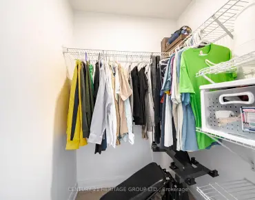 #610-385 Osler St Weston-Pellam Park 2睡房2卫生间1车位, 出售价格750000.00加元