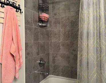 
#11-3421 Ridgeway Dr Erin Mills 2 beds 3 baths 1 garage 699900.00        