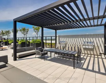 #PH 6-2720 Dundas St W Junction Area 2睡房2卫生间1车位, 出售价格998800.00加元