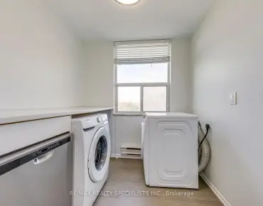 #405-966 Inverhouse Dr Clarkson 3睡房2卫生间1车位, 出售价格499900.00加元