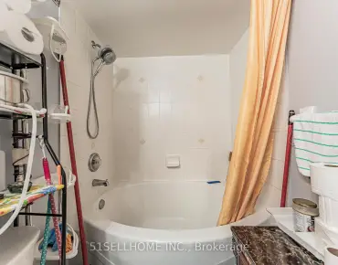 
            #303-2545 Erin Centre Blvd Central Erin Mills 1睡房1卫生间1车位, 出售价格420000.00加元                    