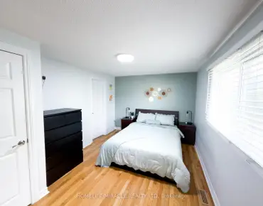 #64-2440 Bromsgrove Rd Clarkson 3睡房3卫生间2车位, 出售价格699000.00加元