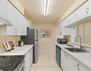 #1013-35 Trailwood Dr Hurontario 2睡房2卫生间1车位, 出售价格425000.00加元