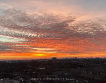 
#1503-15 Legion Rd Mimico 1 beds 1 baths 1 garage 519000.00        