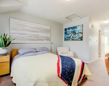 #85-119b The Queensway N/A High Park-Swansea 4 beds 3 baths 1 garage 999000.00