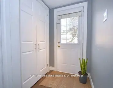 #100-107 Bristol Rd E Hurontario 3 beds 2 baths 2 garage 698800.00