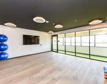 
            #323-86 Dundas St. St E Cooksville 2睡房2卫生间1车位, 出售价格539900.00加元                    