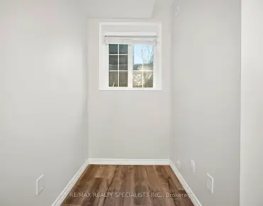 #129-601 Shoreline Dr Cooksville 1 beds 1 baths 1 garage 319900.00