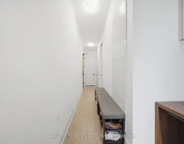 
#504-55 Port St E Port Credit 1 beds 2 baths 1 garage 1250000.00        