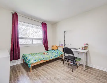 
#14-1180 Mississauga Valley Blvd Mississauga Valleys 3 beds 3 baths 2 garage 599000.00        