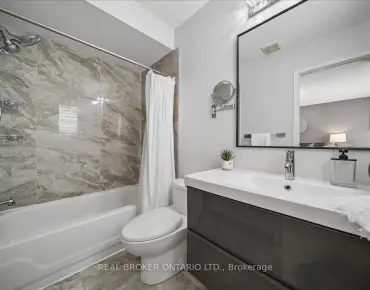 #Unit 7-1385 Lakeshore Rd W Clarkson 3 beds 3 baths 2 garage 889000.00