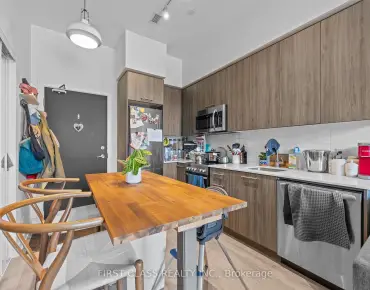 
            #110-1 Neighbourhood Ln Stonegate-Queensway 1睡房1卫生间1车位, 出售价格525000.00加元                    