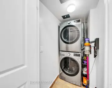 
#208-1185 The Queensway Ave Islington-City Centre West 1 beds 1 baths 1 garage 510000.00        