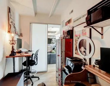 
#210-152 Annette St Junction Area 2 beds 1 baths  garage 899900.00        