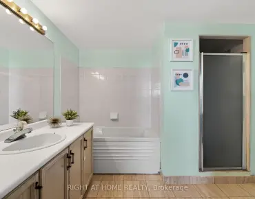 #323-6 Humberline Dr West Humber-Clairville 2 beds 2 baths 2 garage 579900.00