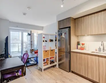 
            #401-30 Samuel Wood Way Islington-City Centre West 1睡房1卫生间1车位, 出售价格399000.00加元                    