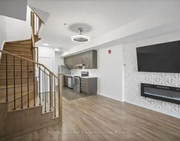 #40-2059 Weston Rd Weston 3睡房3卫生间1车位, 出售价格615000.00加元