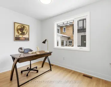 
            #4-68 Westholme Ave Junction Area 4睡房3卫生间车位, 出售价格1039999.00加元                    
