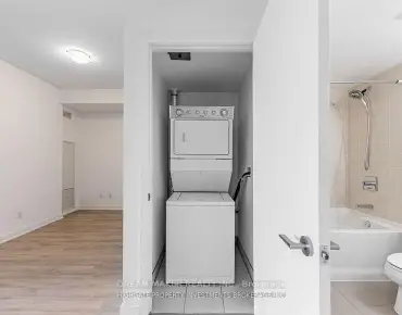 
            #306-16 McAdam Ave Yorkdale-Glen Park 1睡房1卫生间1车位, 出售价格429000.00加元                    