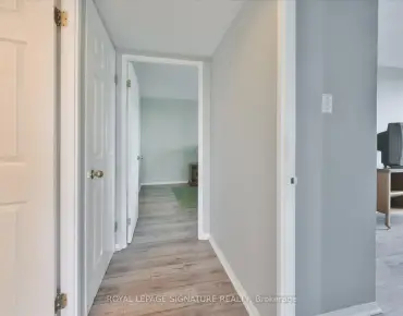 #403-600 Rexdale Blvd West Humber-Clairville 2睡房2卫生间2车位, 出售价格485000.00加元