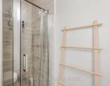 
            #1211-3100 Keele St Downsview-Roding-CFB 2睡房2卫生间1车位, 出售价格745000.00加元                    
