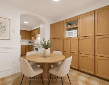 #40-600 Silver Creek Blvd Mississauga Valleys 4 beds 2 baths 2 garage 679999.00