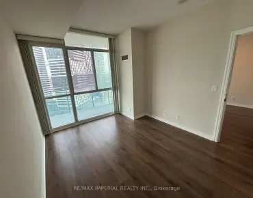 
            #2110-220 Burnhamthorpe Rd W City Centre 1睡房2卫生间1车位, 出售价格455000.00加元                    
