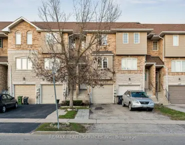 
            131 Charlton Settlement Ave Mount Dennis 3睡房3卫生间3车位, 出售价格849900.00加元                    