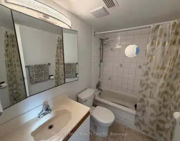 #209-340 Dixon Rd Kingsview Village-The Westway 2睡房1卫生间1车位, 出售价格379900.00加元