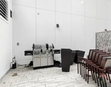 
            #3807-395 Square One Dr City Centre 2睡房1卫生间1车位, 出售价格445000.00加元                    