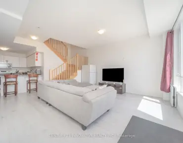 
            #4-624 Rexdale Blvd West Humber-Clairville 3睡房3卫生间1车位, 出售价格760000.00加元                    