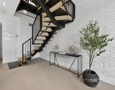 
            #7-50 Bartlett Ave Dovercourt-Wallace Emerson-Junction 2睡房3卫生间1车位, 出售价格1399000.00加元                    