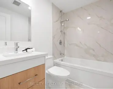 
#1-68 Westholme Ave Junction Area 3 beds 2 baths  garage 599999.00        