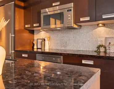 
            #1910-90 Park Lawn Rd Mimico 2睡房2卫生间1车位, 出售价格649000.00加元                    