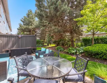 #42-136 St Lawrence Dr Port Credit 4 beds 4 baths 4 garage 1995000.00
