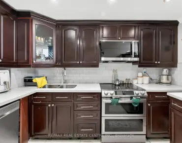 
#1708-320 Dixon Rd Kingsview Village-The Westway 2 beds 1 baths 1 garage 349000.00        