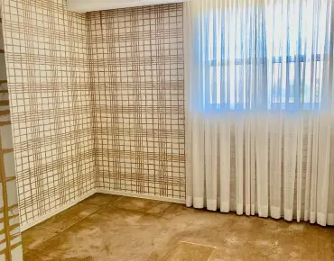 
            #PH 2-2130 Weston Rd Weston 3睡房2卫生间2车位, 出售价格299000.00加元                    