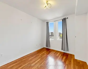 
            #2131-115 George Appleton Way Downsview-Roding-CFB 4睡房2卫生间1车位, 出售价格699900.00加元                    