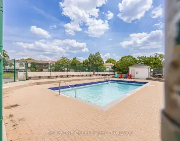 #516-2900 Battleford Rd Meadowvale 1 beds 1 baths 2 garage 399999.00