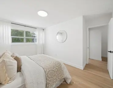 #128-30 Venetian Cres Glenfield-Jane Heights 3 beds 2 baths 1 garage 615000.00