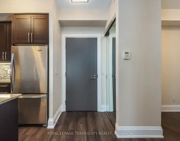 #911-1 Old Mill Dr High Park-Swansea 1 beds 1 baths 1 garage 699000.00