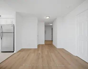 #2407-3 Michael Power Pl Islington-City Centre West 2 beds 2 baths 1 garage 528000.00